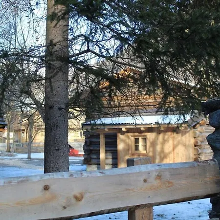 Semesterbostad Heidi Huette *